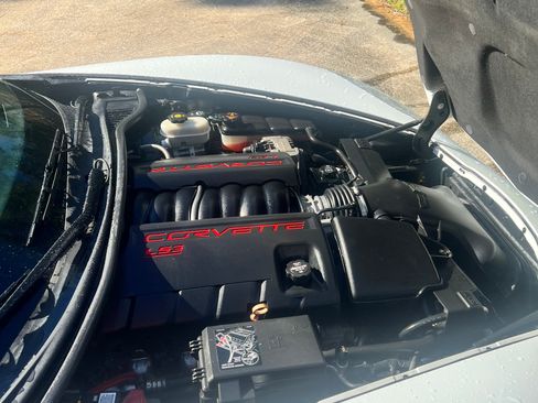 Used 2013 Chevrolet Corvette Coupe 2D w/ 2LT Preferred Equipment Group image 18