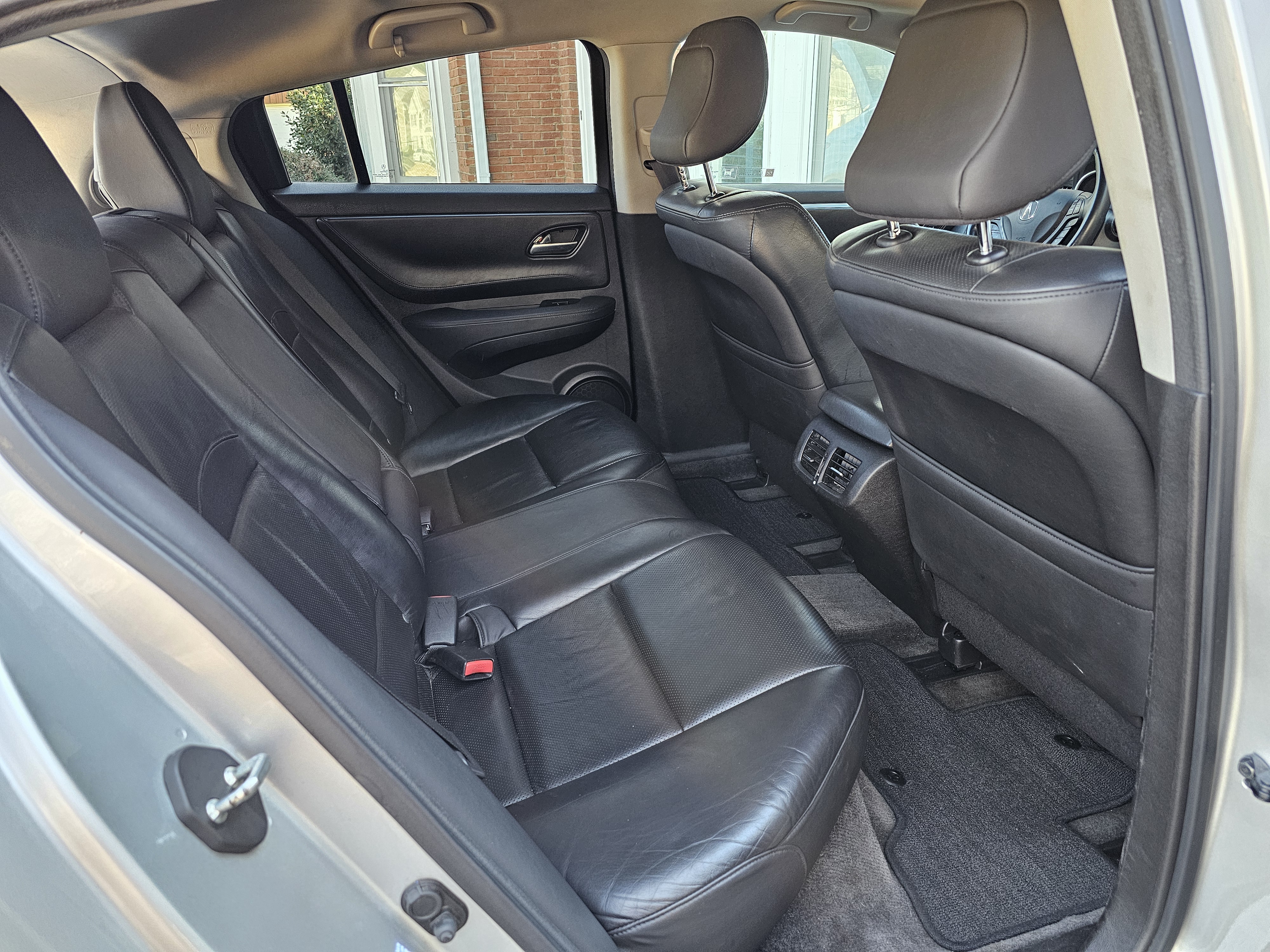 Used 2010 Acura ZDX w/ Technology Package AWD/4WD image 5
