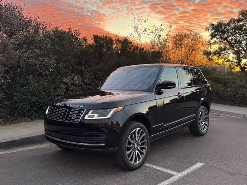 Used 2018 Land Rover Range Rover HSE image 2