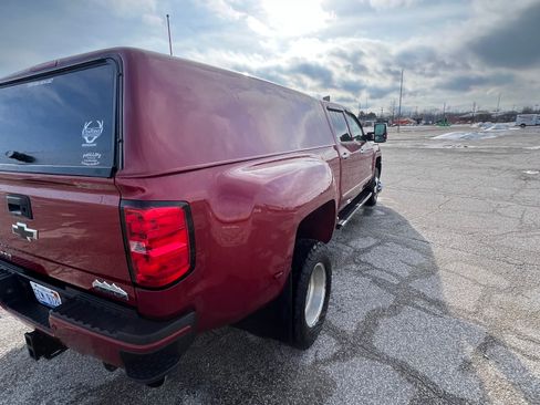 Used 2019 Chevrolet Silverado 3500 High Country w/ Duramax Plus Package image 10