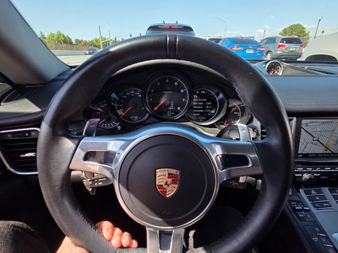 Used 2013 Porsche Panamera 4 Platinum Edition image 5