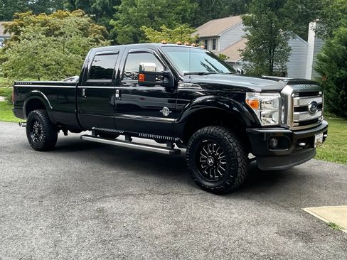 Used 2015 Ford F350 Platinum image 1
