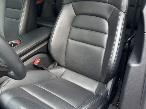 Used 2022 Porsche Taycan 4 Cross Turismo image 17