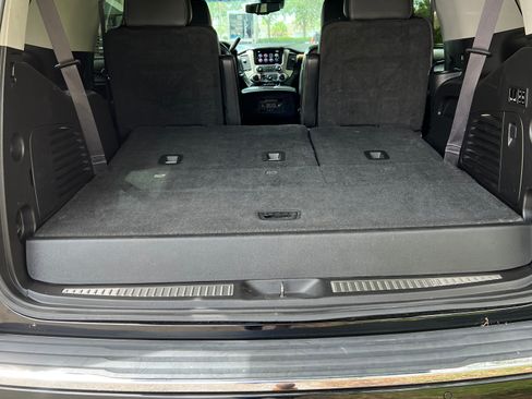 Used 2016 GMC Yukon Denali image 6