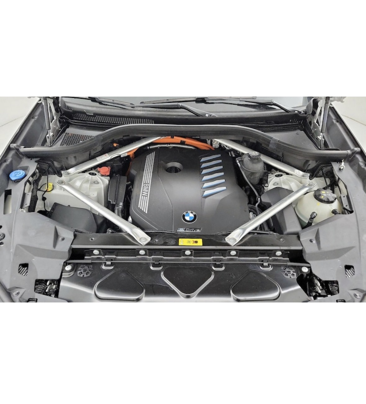 Used 2023 BMW X5 xDrive45e w/ Climate Comfort Package AWD/4WD image 10