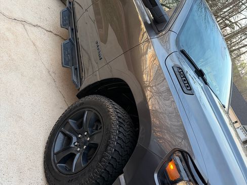 Used 2021 RAM 1500 Big Horn image 2