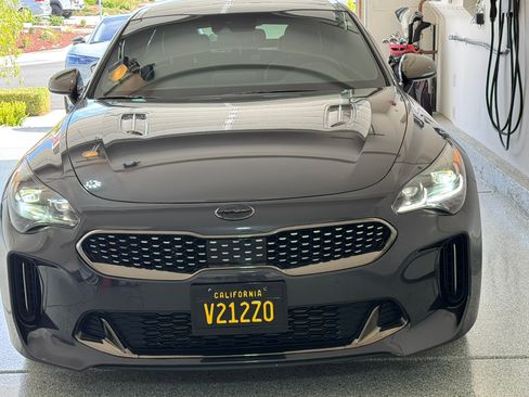 Used 2021 Kia Stinger GT1 RWD image 4