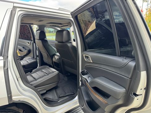 Used 2019 GMC Yukon Denali image 5