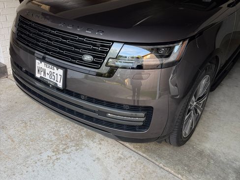 Used 2023 Land Rover Range Rover SE AWD/4WD image 1