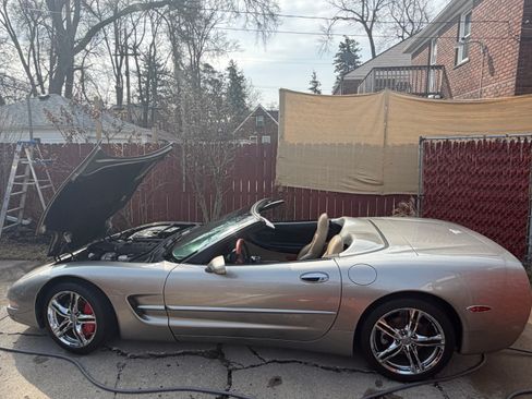 Used 2000 Chevrolet Corvette Convertible w/ Memory Pkg image 22