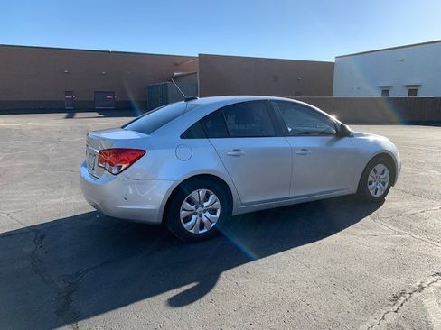Used 2016 Chevrolet Cruze LS image 6