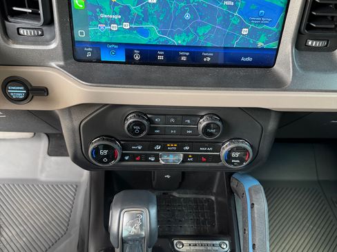 Used 2024 Ford Bronco Wildtrak image 24