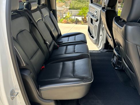 Used 2020 RAM 1500 Laramie image 25