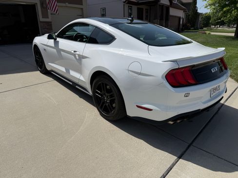 Used 2021 Ford Mustang GT RWD image 6