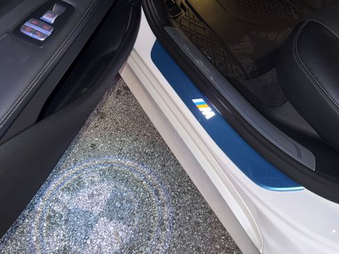 Used 2019 BMW 750i w/ Executive Package image 15