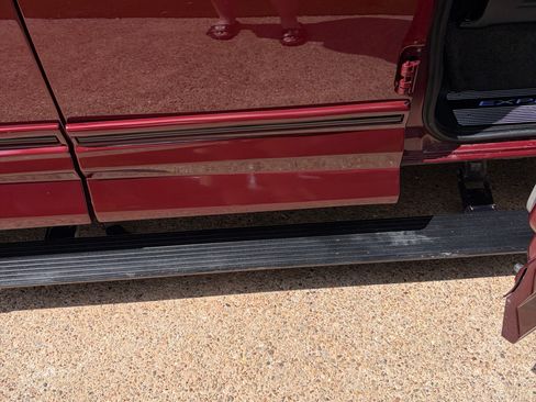 Used 2022 Chevrolet Express 2500 Extended w/ Enhanced Convenience Package image 13