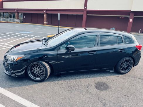 Used 2017 Subaru Impreza 2.0i Sport AWD/4WD image 4
