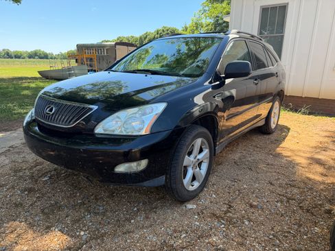 Used 2004 Lexus RX 330 FWD image 1