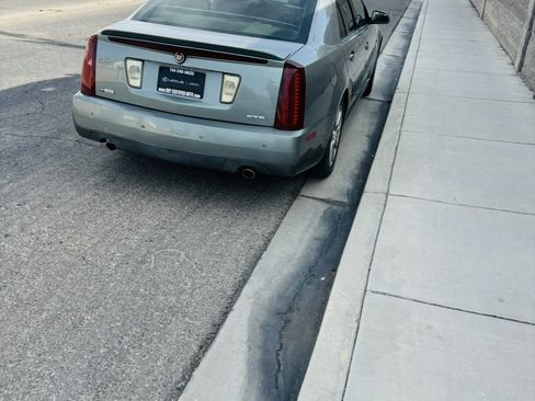 Used 2006 Cadillac STS V8 w/ Preferred Equipment Group image 10