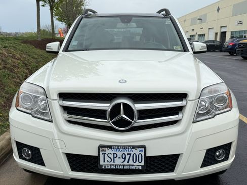 Used 2011 Mercedes-Benz GLK 350 4MATIC image 8