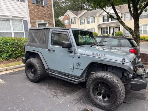 Used 2014 Jeep Wrangler Sport AWD/4WD image 5