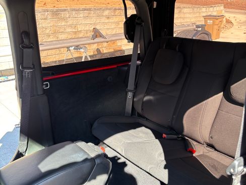 Used 2021 Jeep Wrangler Sport w/ Safety Group image 17