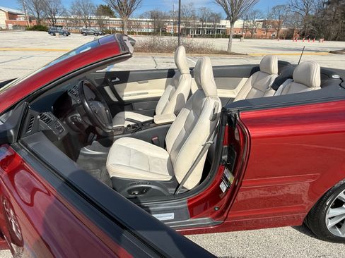 Used 2013 Volvo C70 T5 image 16