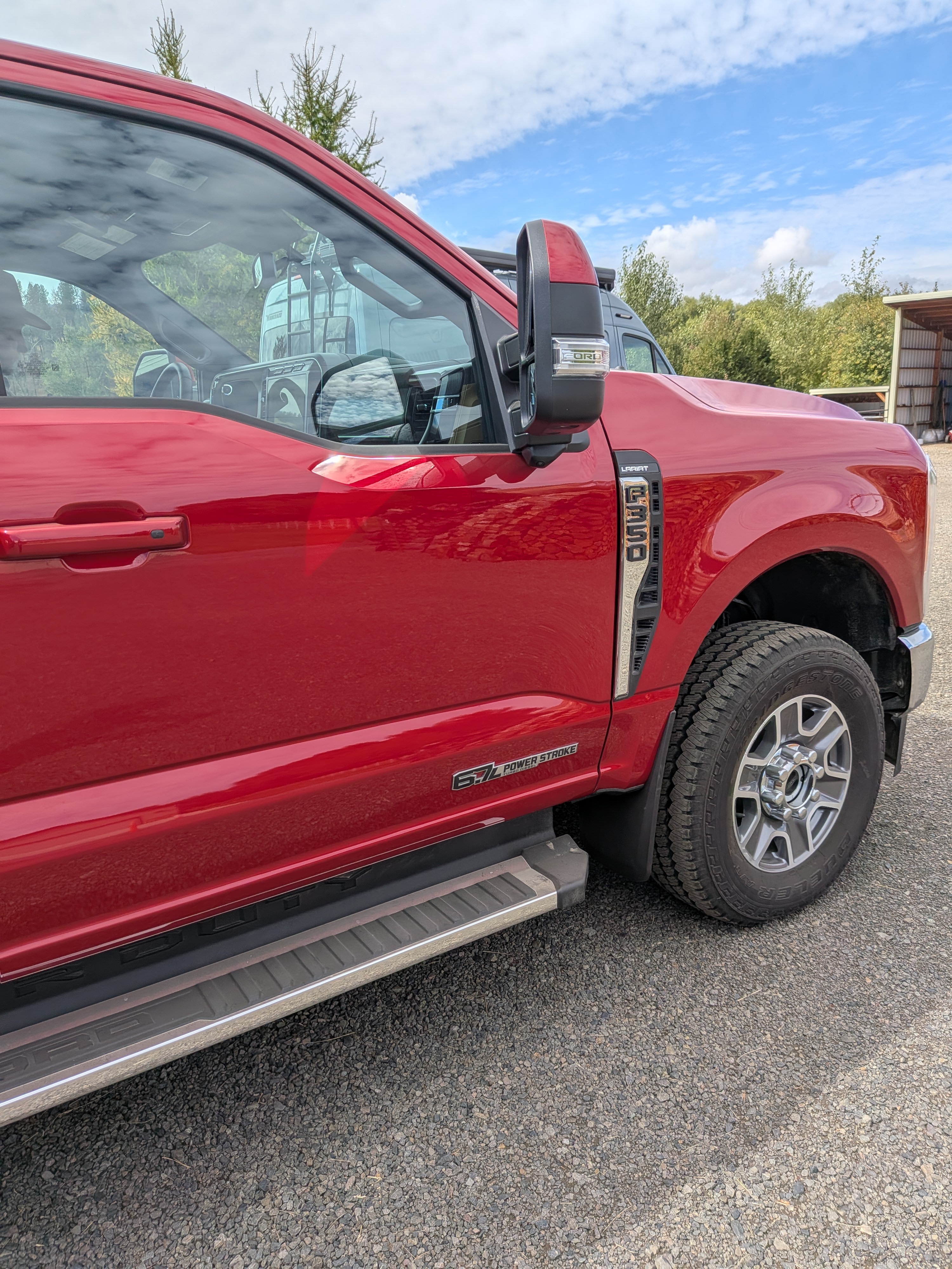 Used 2023 Ford F350 Lariat w/ FX4 Off-Road Package AWD/4WD image 9