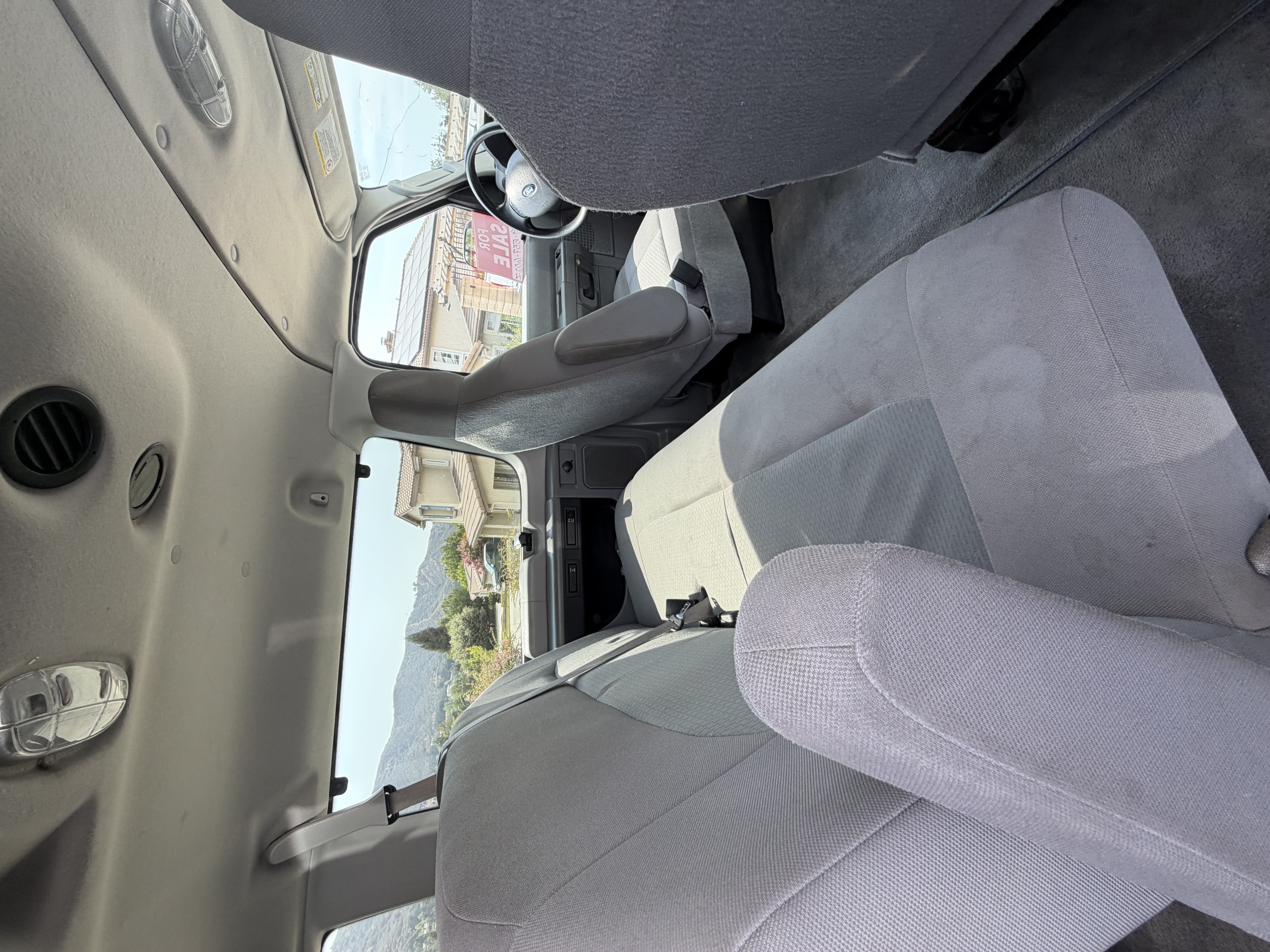 Used 2014 Ford E-350 and Econoline 350 XLT RWD image 9