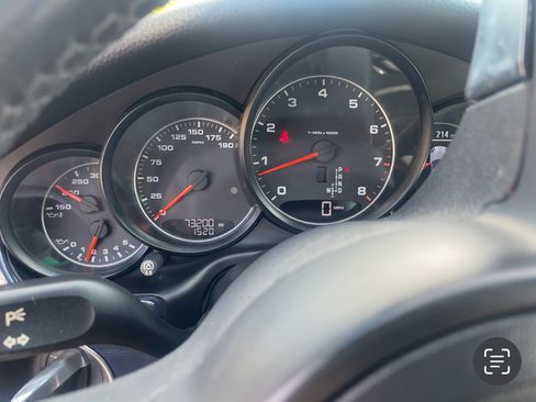 Used 2015 Porsche Panamera image 10