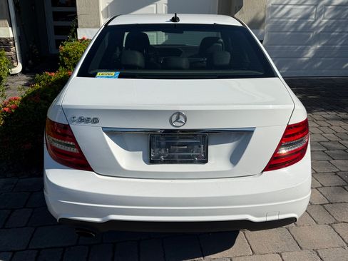 Used 2013 Mercedes-Benz C 250 Sedan image 1