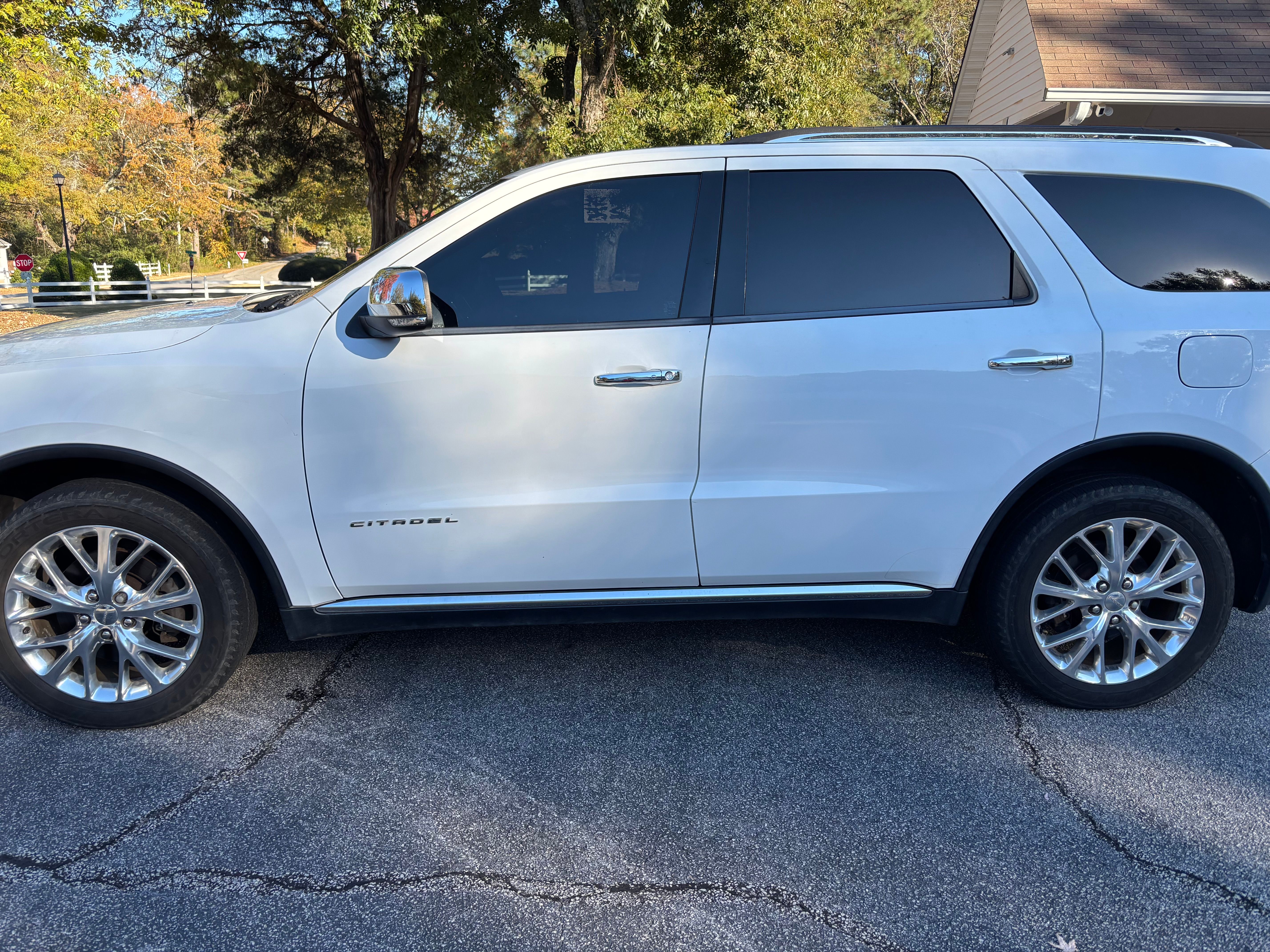Used 2015 Dodge Durango Citadel w/ Trailer Tow Group IV AWD/4WD image 4