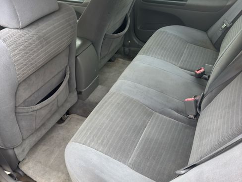 Used 2006 Toyota Camry LE FWD image 5