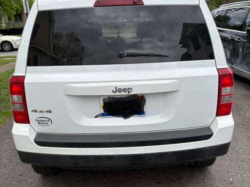 Used 2017 Jeep Patriot Sport w/ Power Value Group AWD/4WD image 7