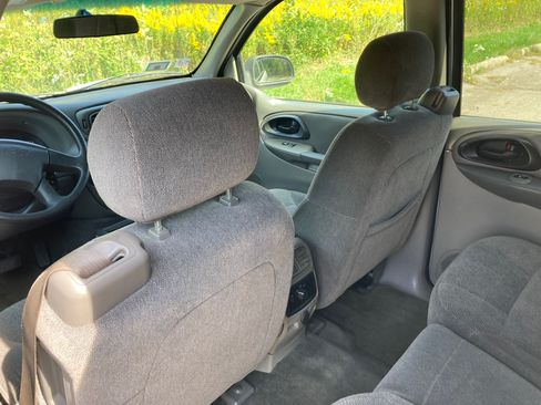 Used 2004 Chevrolet TrailBlazer LS w/ LS Preferred Equipment Group image 6