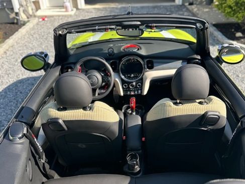 Used 2024 MINI Cooper S w/ Signature Upholstery Package image 5