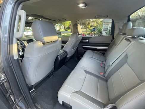 Used 2020 Toyota Tundra Limited image 9