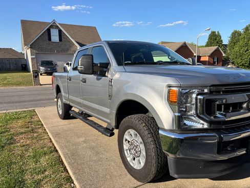 Used 2020 Ford F250 XL w/ STX Appearance Package image 8
