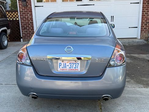 Used 2010 Nissan Altima 2.5 S w/ Convenience Pkg image 11