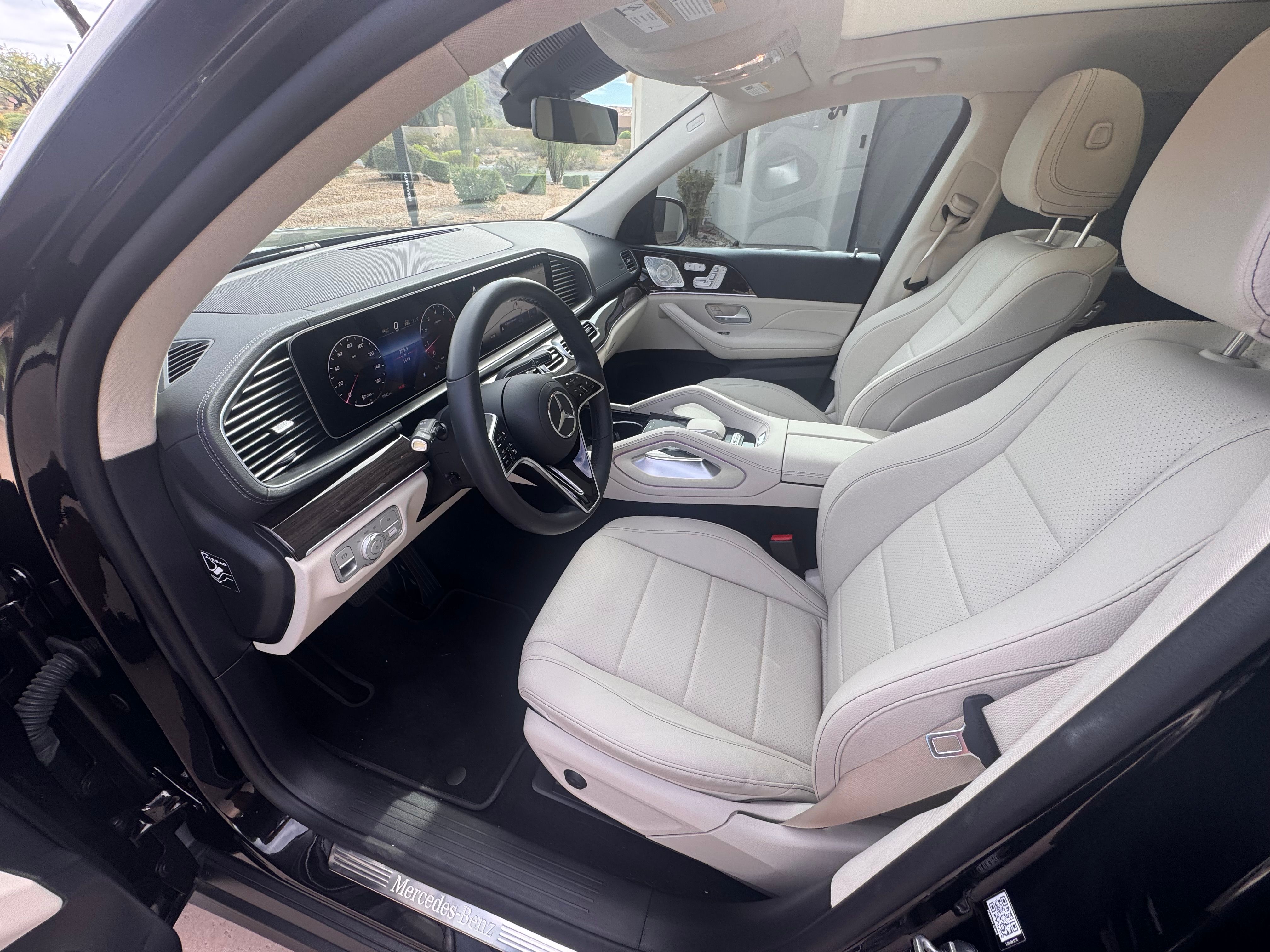 Used 2026 Mercedes-Benz GLS 450 4MATIC image 11