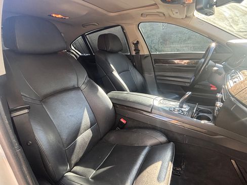 Used 2012 BMW 740i RWD image 23
