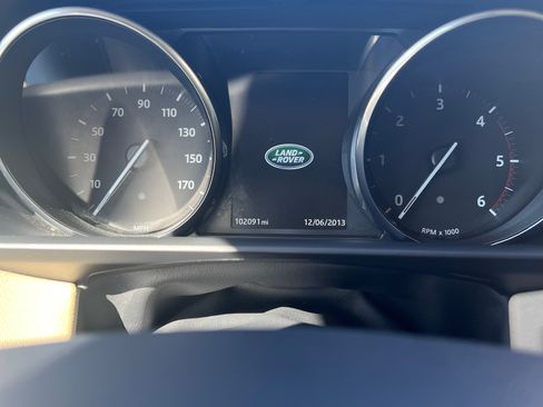 Used 2016 Land Rover Range Rover Sport HSE image 14