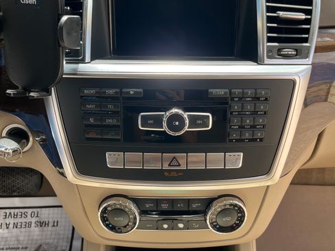 Used 2014 Mercedes-Benz ML 350 2WD image 11