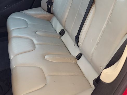 Used 2013 Tesla Model S Performance image 8