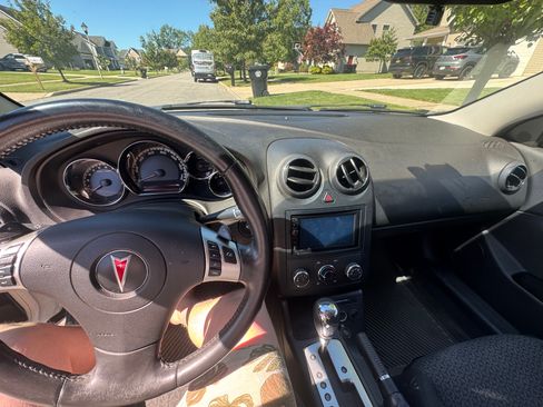 Used 2009 Pontiac G6 Sedan w/ Sport Package 1 FWD image 9