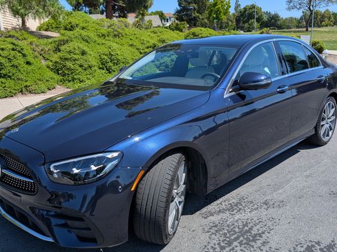 Used 2022 Mercedes-Benz E 350 Sedan image 5