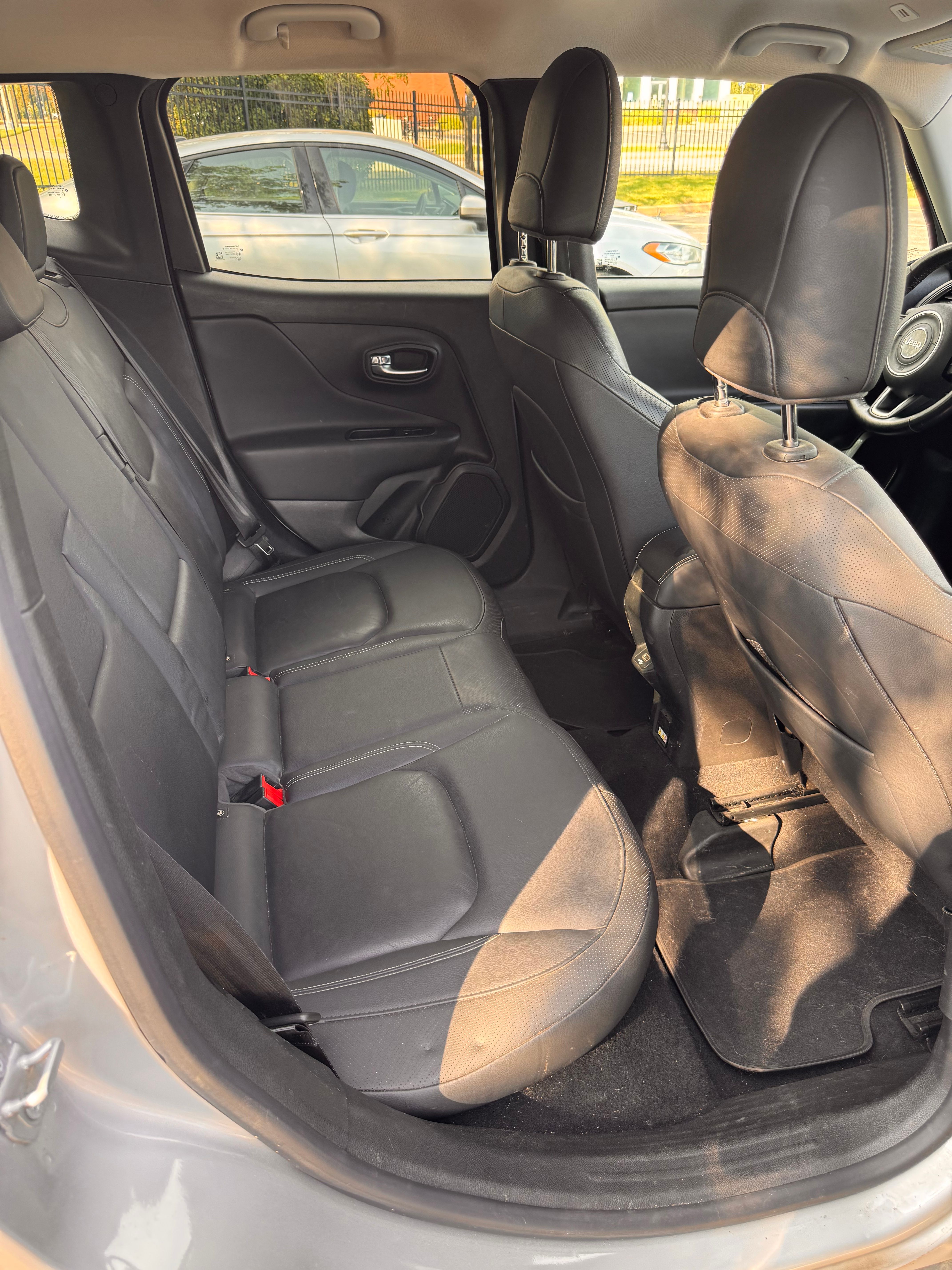 Used 2021 Jeep Renegade Limited AWD/4WD image 32