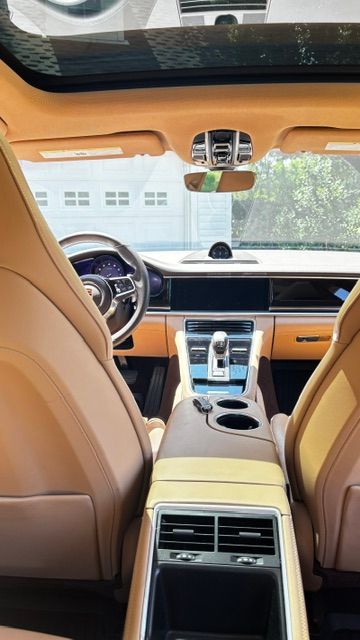 Used 2019 Porsche Panamera image 14