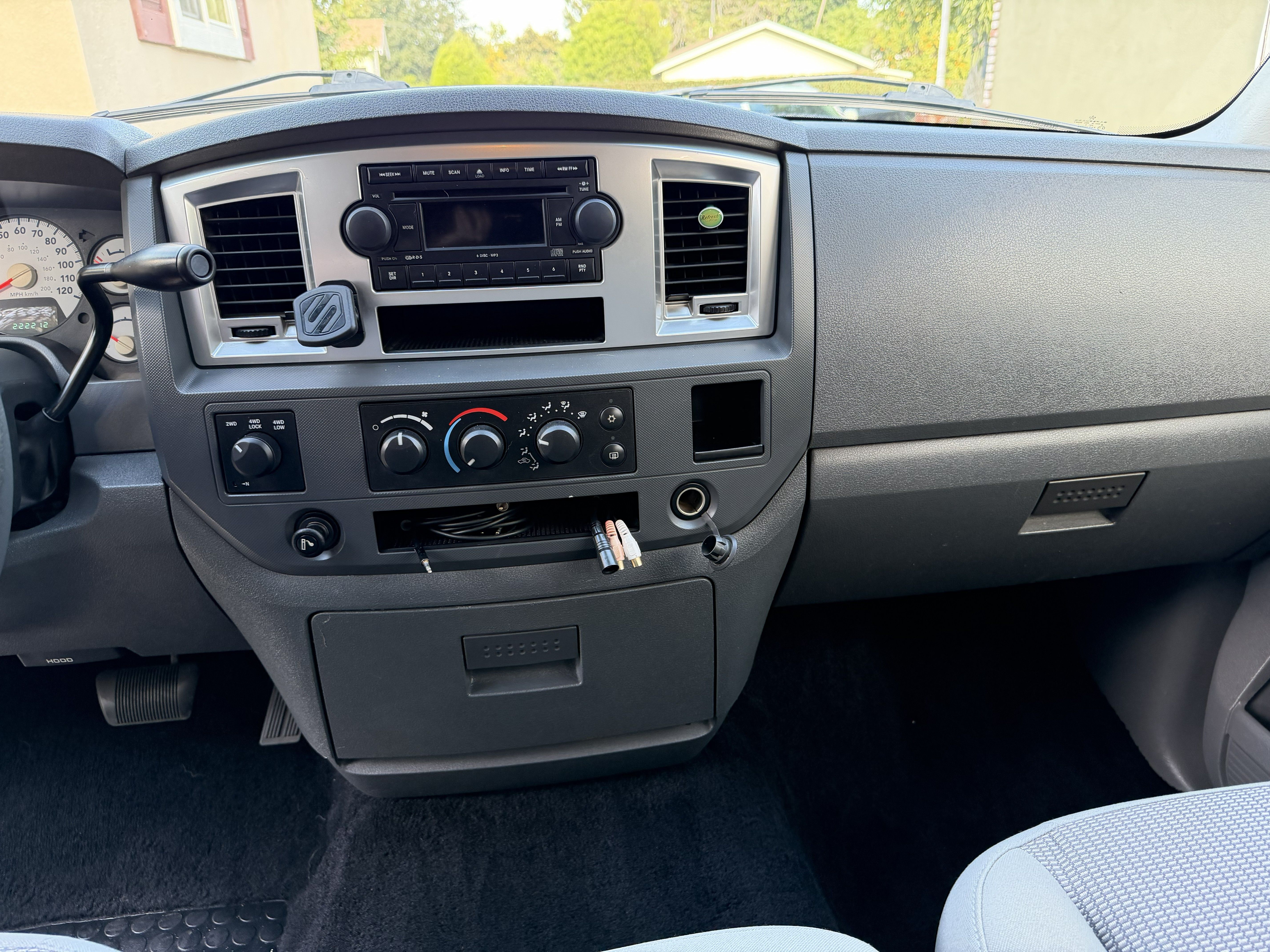 Used 2007 Dodge Ram 1500 Truck SLT w/ Quad Cab Big Horn Value Group AWD/4WD image 12