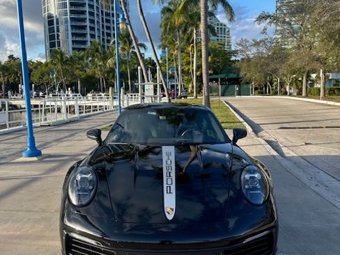 Used 2020 Porsche 911 Carrera image 6